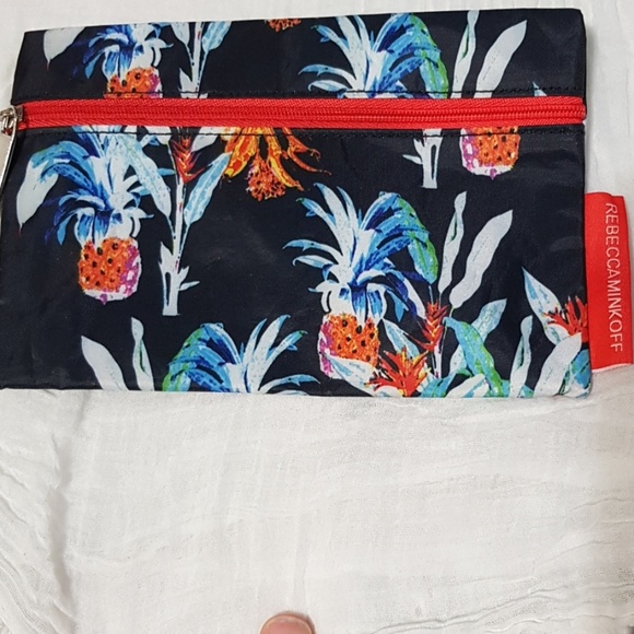 Makeup Bags - Picture 4 of 7